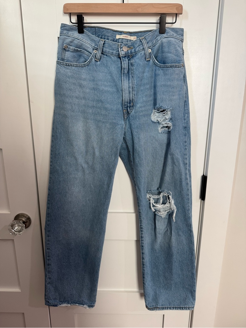 Levi’s Women’s ‘94 Baggy Irregular Distressed Jeans size 29